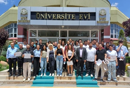 Sporcularımıza Teşekkür Belgesi Verildi